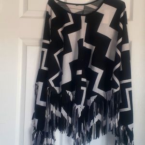 WOMEN Black White print Cape Fringed Hem wrap Cover up